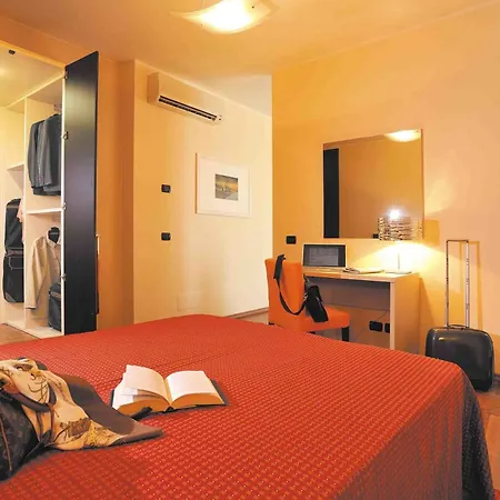 Zodiaco Hotell Modena