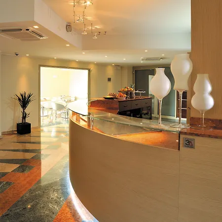 Готель Zodiaco Модена