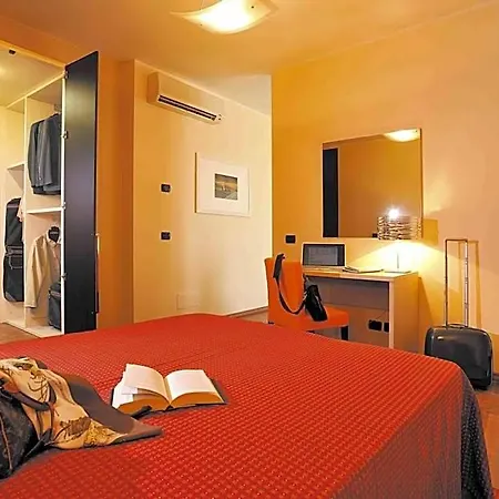 Otel Zodiaco Modena
